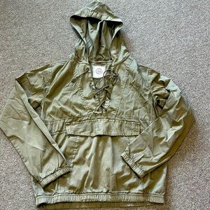 SO cotton qtr lace hoodie,cinched cuffs and waist. Great condition,vintage look.